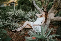 Mê mẩn với vòng eo con kiến của cô giáo tương lai