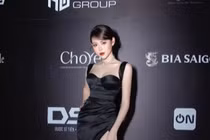 Xôn xao "chị Google" Việt Phương Thoa vướng tin đồn nhạy cảm