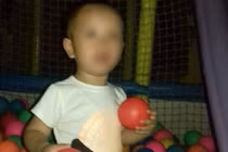 Công an điều tra nghi vấn bé trai 3 tuổi suýt bị bắt cóc khi đi siêu thị 