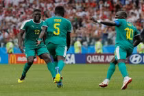 “Sư tử” Senegal bẻ cánh “đại bàng” Ba Lan