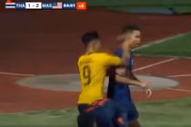 Cầu thủ Thái Lan hỗn chiến với Malaysia ở chung kết U15 AFF 2019