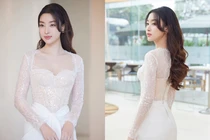 Con dâu bầu Hiển diện đầm ren xuyên thấu, đẹp tựa búp bê 