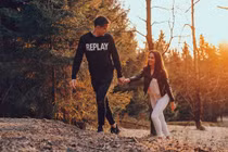 Chuyện tình đẹp của thủ môn Filip Nguyễn và cô vợ gốc Việt 