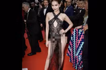 Ngọc Trinh mặc xuyên thấu, CĐM Pháp yêu cầu "cấm" tham dự Cannes