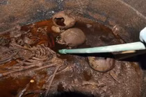 Hàng vạn người muốn uống chất lỏng trong quan tài Ai Cập chứa xác ướp