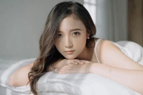 Dù không cao nhưng nữ MC VTV vẫn khiến người khác phải ngắm nhìn