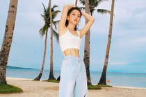 Khoe cơ bụng số 11, hot girl lai Đài Loan được mệnh danh thiên thần