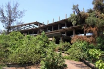 Rợn người khách sạn cao cấp biến thành nơi ở của con nghiện