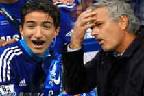 Con trai HLV Mourinho vô tình “chơi khăm” bố 