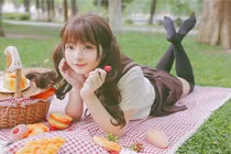 Mỹ nam Trung Quốc hóa cosplay xinh như con gái thật