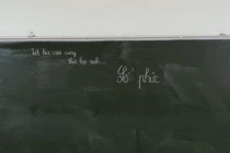 Bộ ảnh bế giảng mùa dịch bệnh, ai nhìn cũng xót xa