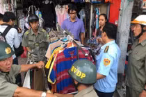 Tái khởi động chiến dịch dẹp vỉa hè ở trung tâm TP HCM