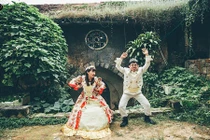 Ảnh cưới "ngày xửa ngày xưa" siêu hài của cặp đôi Đà Lạt