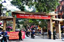 Đến 5 phiên chợ để tận hưởng rõ ràng nhất không khí Tết Hà thành