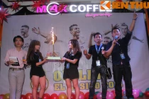 Fan Real Madrid kỉ niệm sinh nhật trong chiến thắng El Clasico