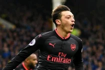 Chuyển nhượng bóng đá mới nhất: Ozil muốn về Đức?