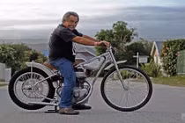 Xế độ Jawa 1968 phóng nhanh hơn cả Porsche 911