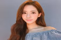 Cô nàng stylist tóc xinh đẹp như sao Hàn Quốc 