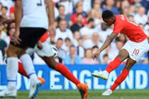 Video: Rashford lập siêu phẩm, tuyển Anh hạ đẹp Costa Rica 