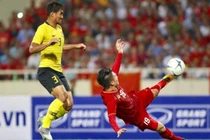 Quay chậm pha lập siêu phẩm của Nguyễn Quang Hải vào lưới Malaysia