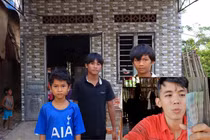 YouTuber "nghèo nhất Việt Nam" tiết lộ xây nhà cho các thành viên