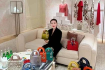 "Phú bà" Cần Thơ sắm đồ hiệu như đi chợ, siêu xe đầy gara