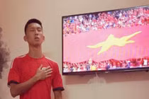 Cầu thủ Tú “ngựa” hát nhạc chế động viên U23 Việt Nam