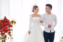 Ngắm “bông hoa núi rừng” chuẩn bị về chung nhà với tuyển thủ Việt Nam