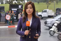 Ngã ngửa "thân thế" nữ phóng viên xinh đẹp tác nghiệp tại Thượng đỉnh Mỹ-Triều