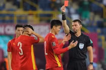 Trung vệ đội tuyển Việt Nam được "giảm án", sẵn sàng gặp Trung Quốc