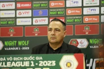 HLV Công an Hà Nội giải thích lý do thất bại trước ĐKVĐ V-League
