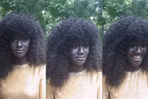 Choáng váng với cô nàng người mẫu đen như than