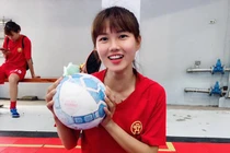 Nhan sắc xinh "hút hồn" của cầu thủ ĐT bóng đá nữ Việt Nam đả bại Thái Lan