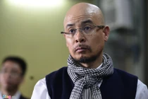 Vụ ly hôn vợ chồng Trung Nguyên: Tòa án có được phép tước quyền sở hữu cổ phần