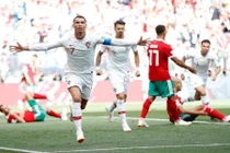 World Cup 2018: Ronaldo "nổ súng", Bồ Đào Nha nhọc nhằn tiễn Marocco về nước