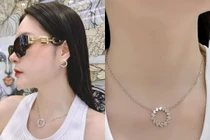 Mua kim cương đầu năm, Đoàn Di Băng làm netizen nhìn giá mà hốt 