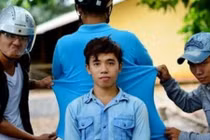 Cười đau ruột với 'hậu trường' những bức ảnh thẻ không tốn 1 xu