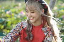 Hot girl Thái Lan lại gây sốt khi hát dân ca Việt Nam