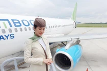 Bị khách quay lén, nữ tiếp viên hàng không vẫn xinh đẹp ngút ngàn