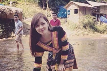 Hot girl dân tộc "tạo dáng bên bờ suối" đình đám ngày ấy, giờ ra sao?