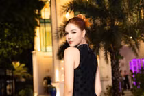 Vợ Mạc Hồng Quân tái xuất, khoe visual đỉnh cao tại nhà Vũ Khắc Tiệp