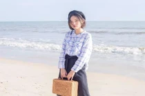 Ngắm người mẫu lookbook mắt một mí vẫn tíu tít người theo