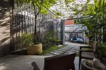 Khám phá “Túp lều vô cực” giữa thành phố lớn nhất Việt Nam