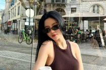 Sắc vóc cô gái Hà thành được Quang Hải cưng chiều hết mực