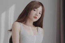 Bỏ hình tượng ngây thơ, "hot girl ảnh thẻ" ngày càng bốc lửa