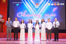 Câu chuyện âm nhạc đầy sắc màu chào tân sinh viên trường Đoàn