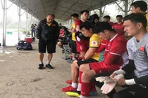 Bão số 9 khiến HLV Park Hang-seo đổi kế hoạch bán kết AFF Cup 2018