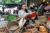 “Chợ quê giữa phố”