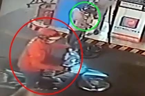 Video: Mua xăng quên rút chìa khóa, bị trộm cuỗm ngay sau lưng