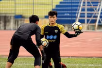 Sau kỳ tích U23 châu Á, thủ môn Bùi Tiến Dũng được trọng dụng hơn?